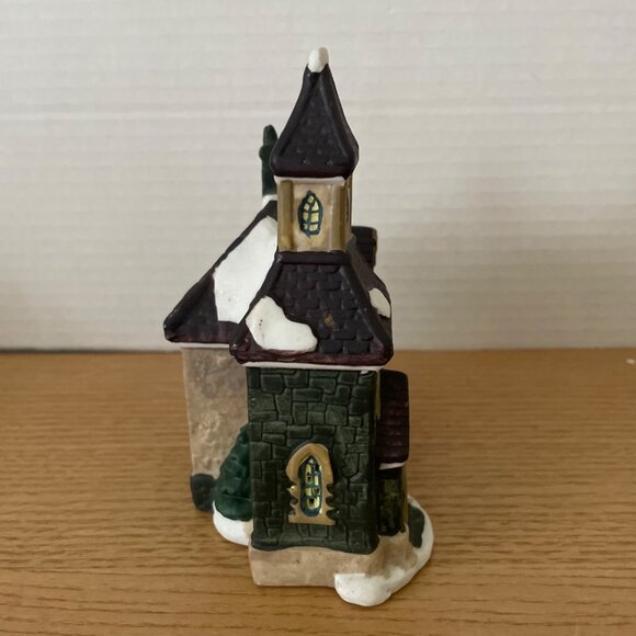 Vtg Holiday Traditions Christmas Village Victorian Church Hand Painted Ceramic - Picture 2 of 9